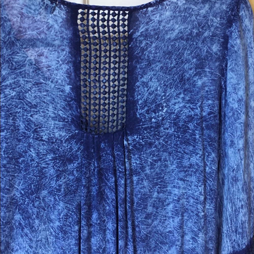 Blouse - Picture 3 of 4